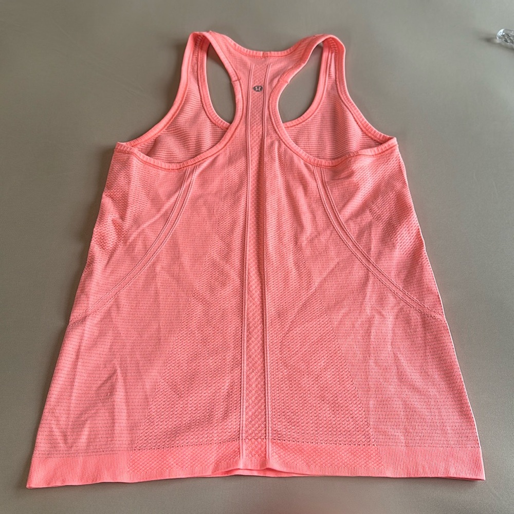 Lululemon hot coral swiftly tech tank size 8